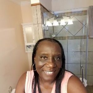 Meet your Posher, Bernice